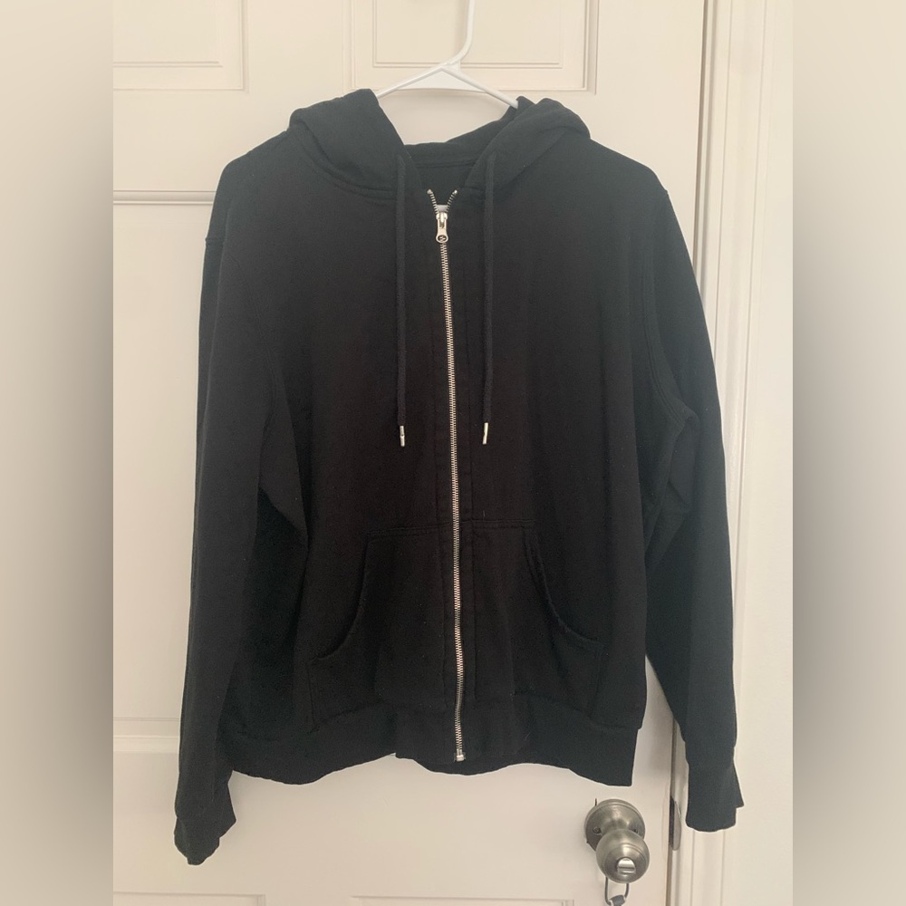 Black hoodie zip up jacket